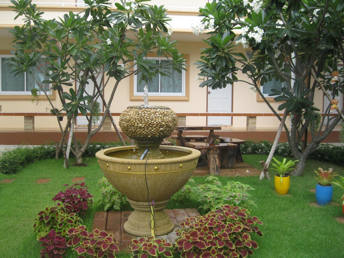 2N Guesthouse Phetchaburi Esterno foto