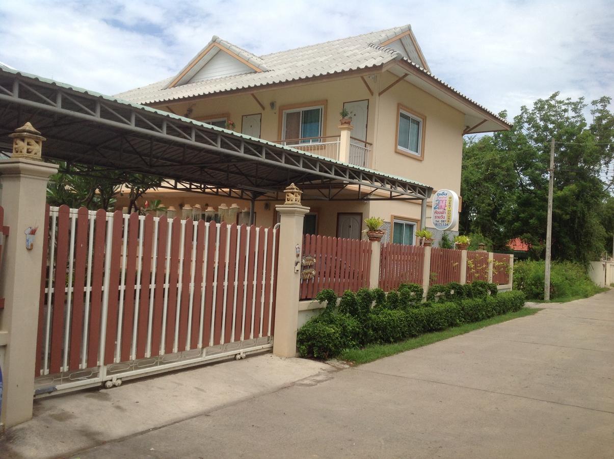 2N Guesthouse Phetchaburi Esterno foto