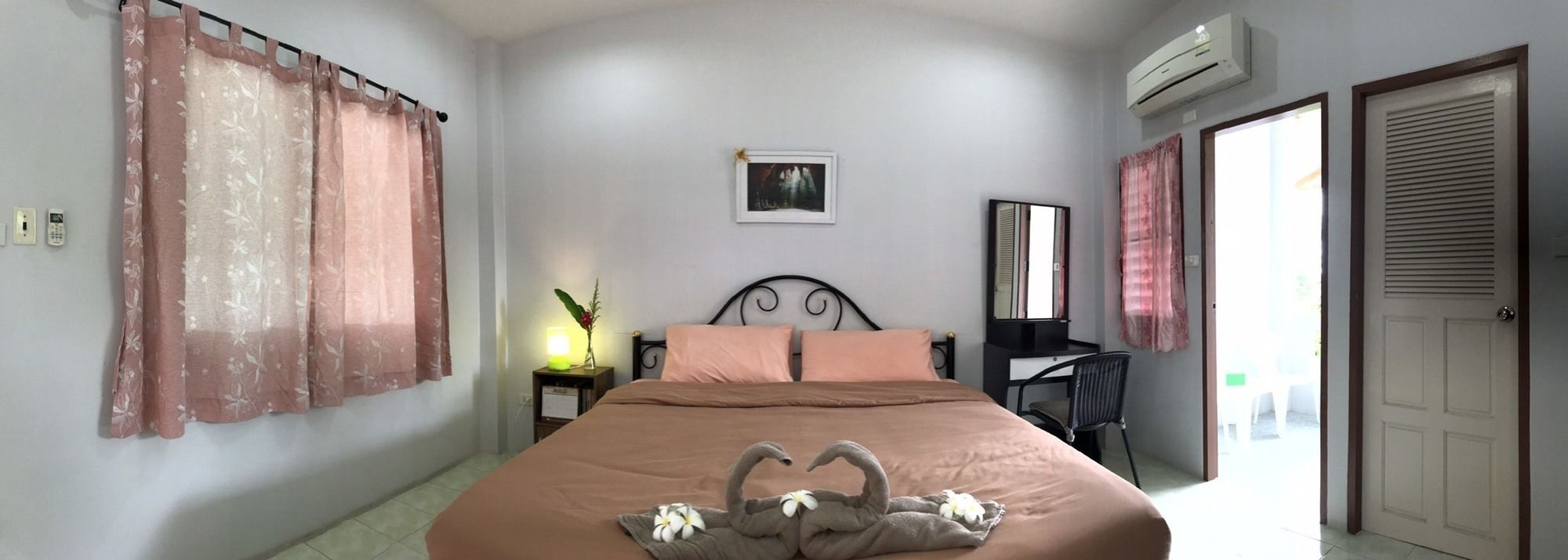 2N Guesthouse Phetchaburi Esterno foto